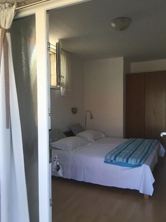 Tourist Rooms Sajovic Postumia Esterno foto